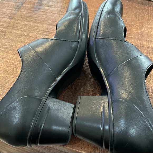 Clarks Mary Jane Size 11W Black Leather 11 Wide - Picture 8 of 16